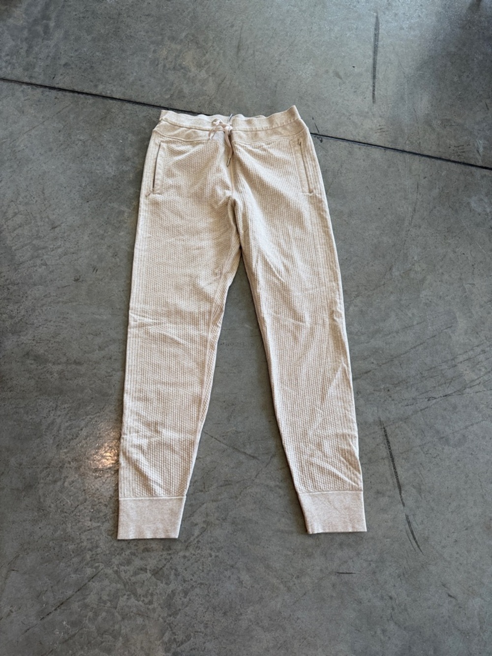 NWOT lululemon waffle tan joggers